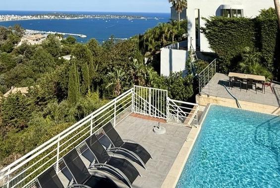 Super-Cannes 2665